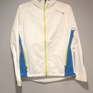 White Sperry Rain Jacket. Size Medium.